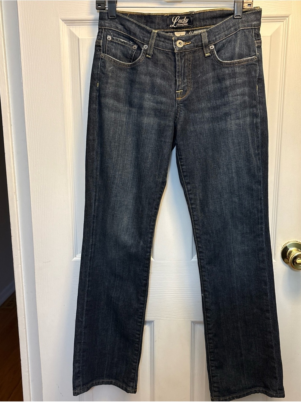 Lucky Brand Women’s Dark Wash Straight Leg Jeans